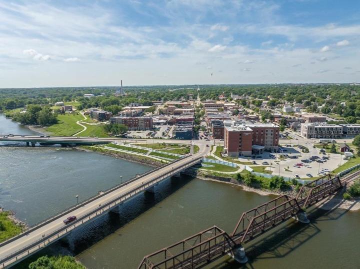 Apartment Lindell Motor - Downtown With Free Gated Parking! Cedar Falls