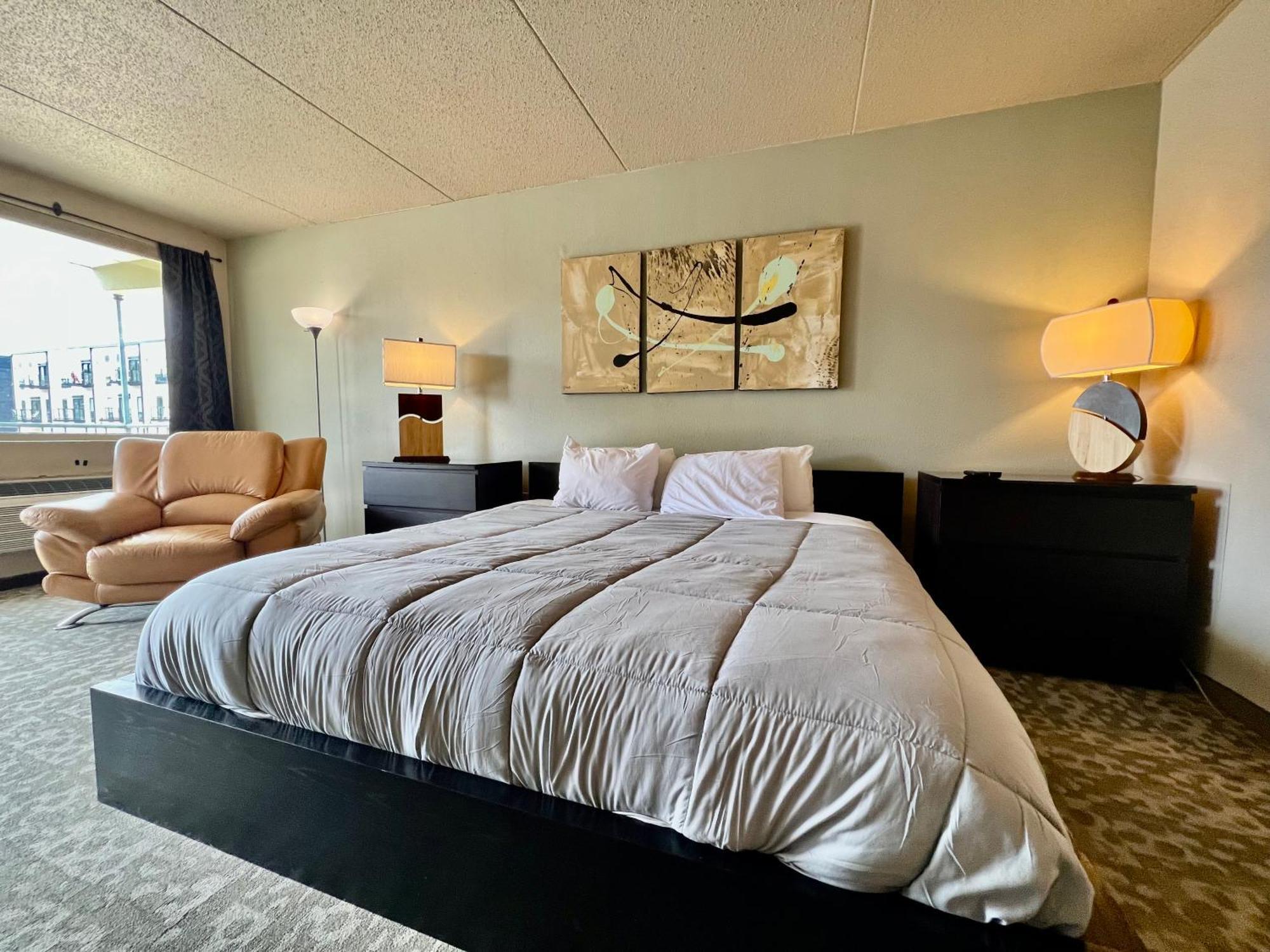 Apartment Lindell Motor - Downtown With Free Gated Parking!